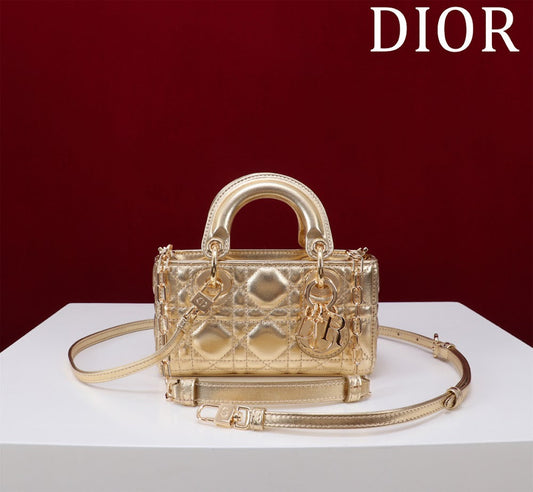 Dragons BagsDiorn Luxury Bag --116484
