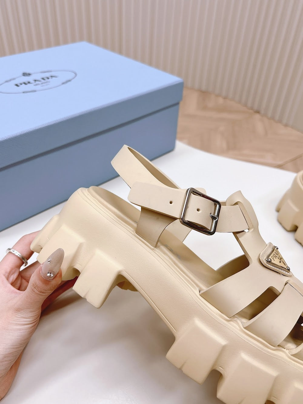 Dragons Bags Prada Luxury Heels --52693