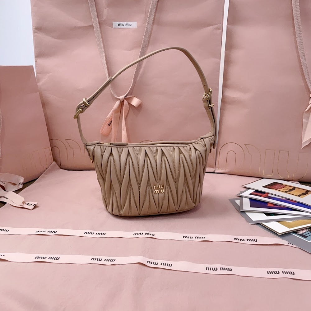 Dragons Bags Miun Miun Luxury Bag --123706