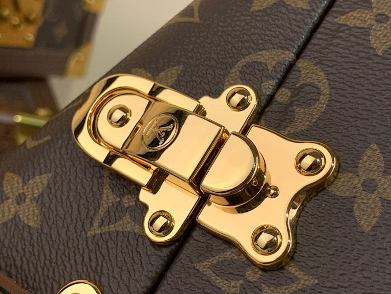 Dragons Bags ln Luxury Bag --69426