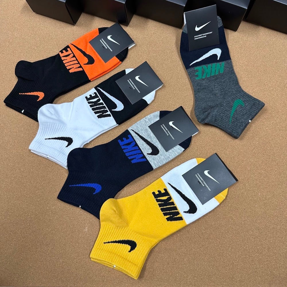 Dragons Bags Premium Luxury Socks --98400