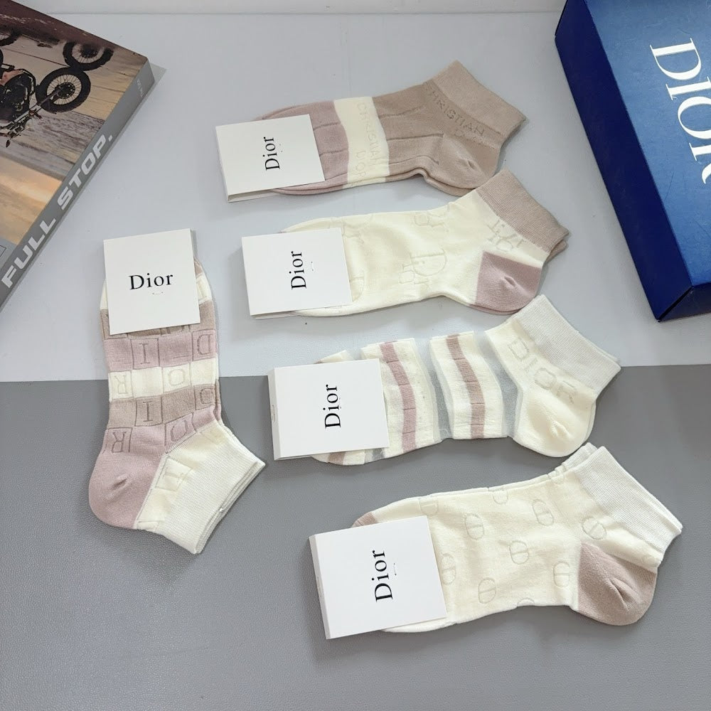 Dragons Bags Premium Luxury Socks --98152