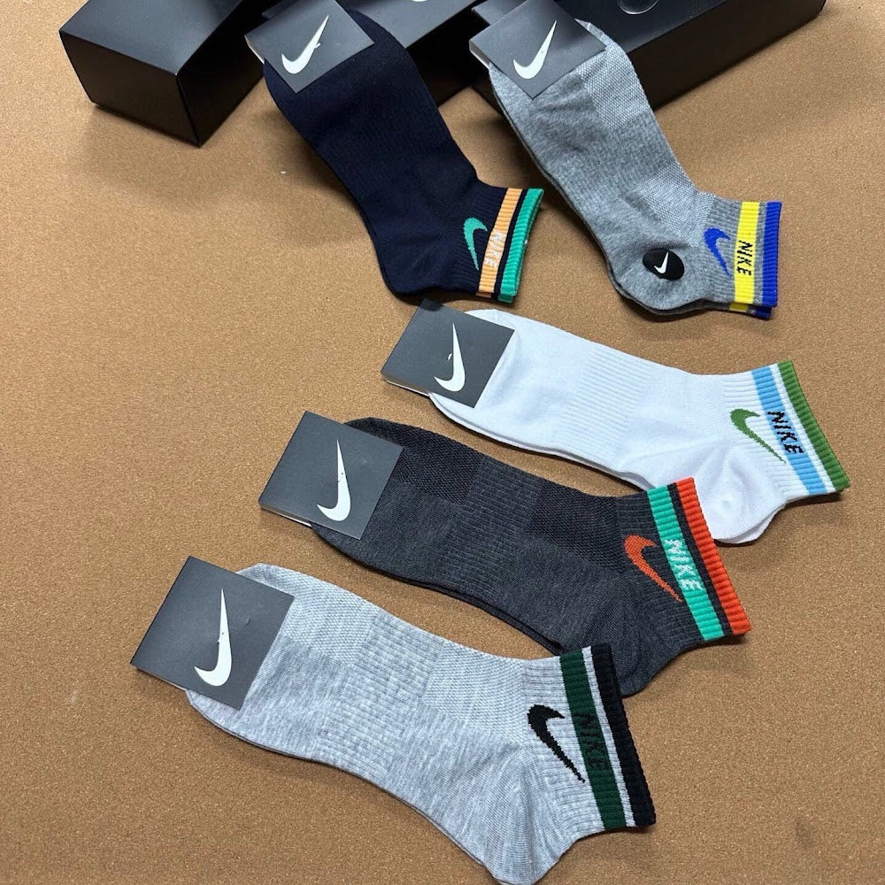 Dragons Bags Premium Luxury Socks --98493