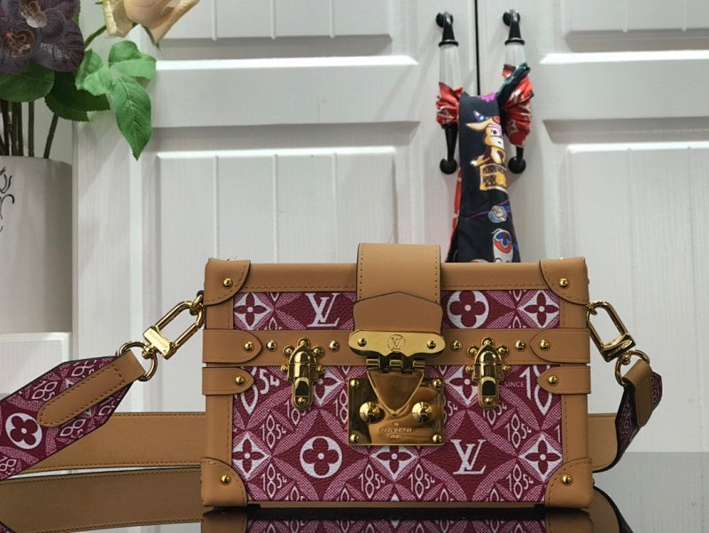 Dragons Bags ln Luxury Bag --59361