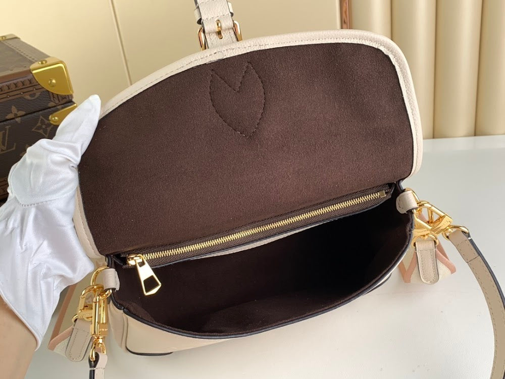 Dragons Bags ln Luxury Bag --57959