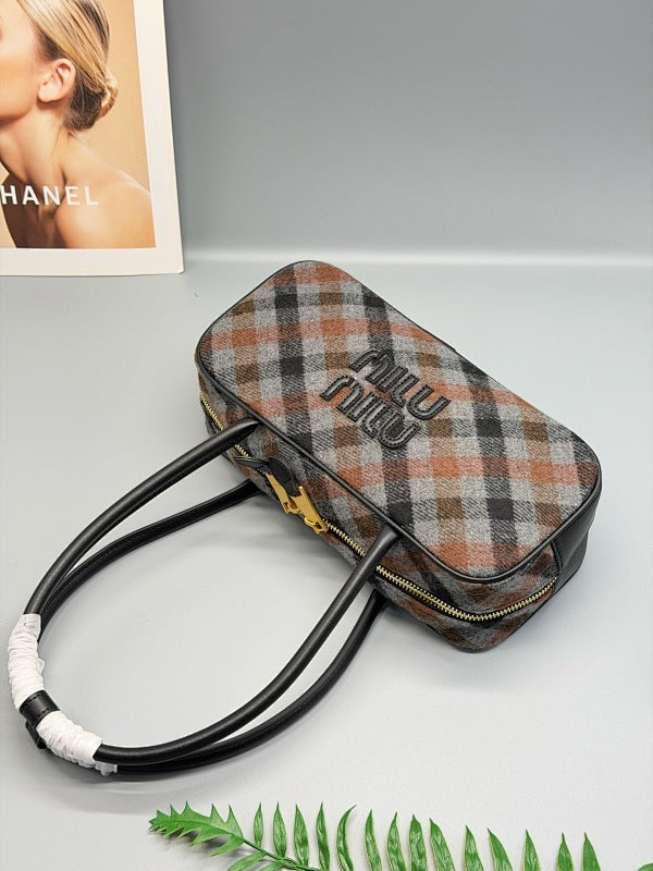 Jessica Bags pradn Luxury Bag --75510