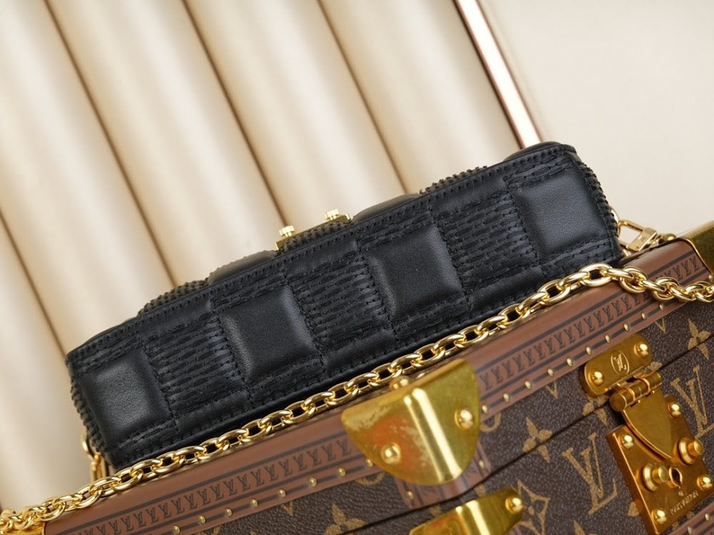 Dragons Bags ln Luxury Bag --60297