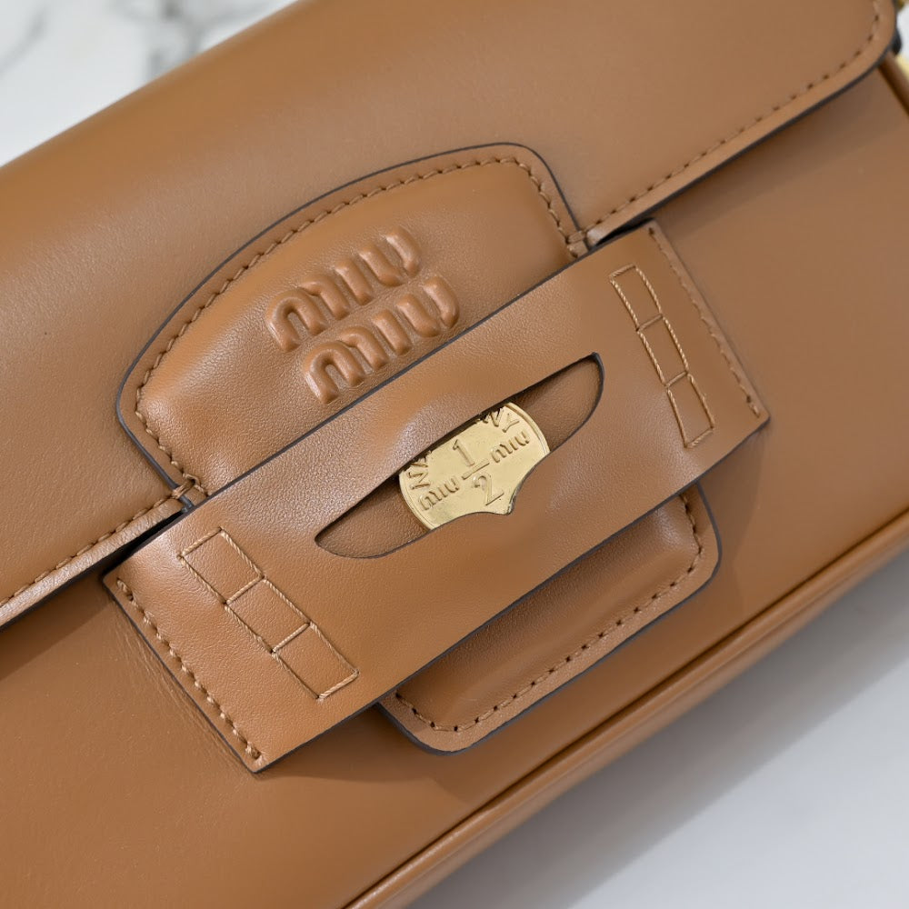 Dragons Bags Miun Miun Luxury Bag --123641