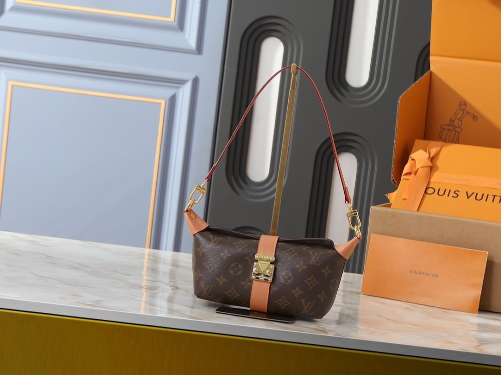 Dragons Bags ln Luxury Bag --77614