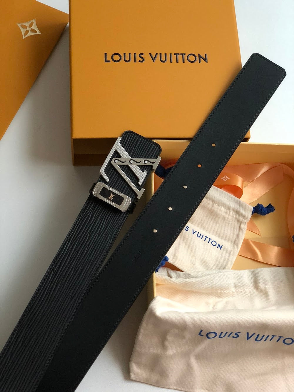 Dragons Bags ln Luxury Belt --101014