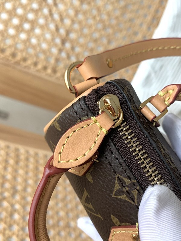 Dragons Bags ln Luxury Bag --60728