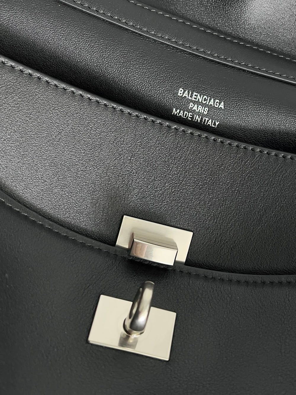 Dragons Bags Balenciaga Luxury Bag --111624