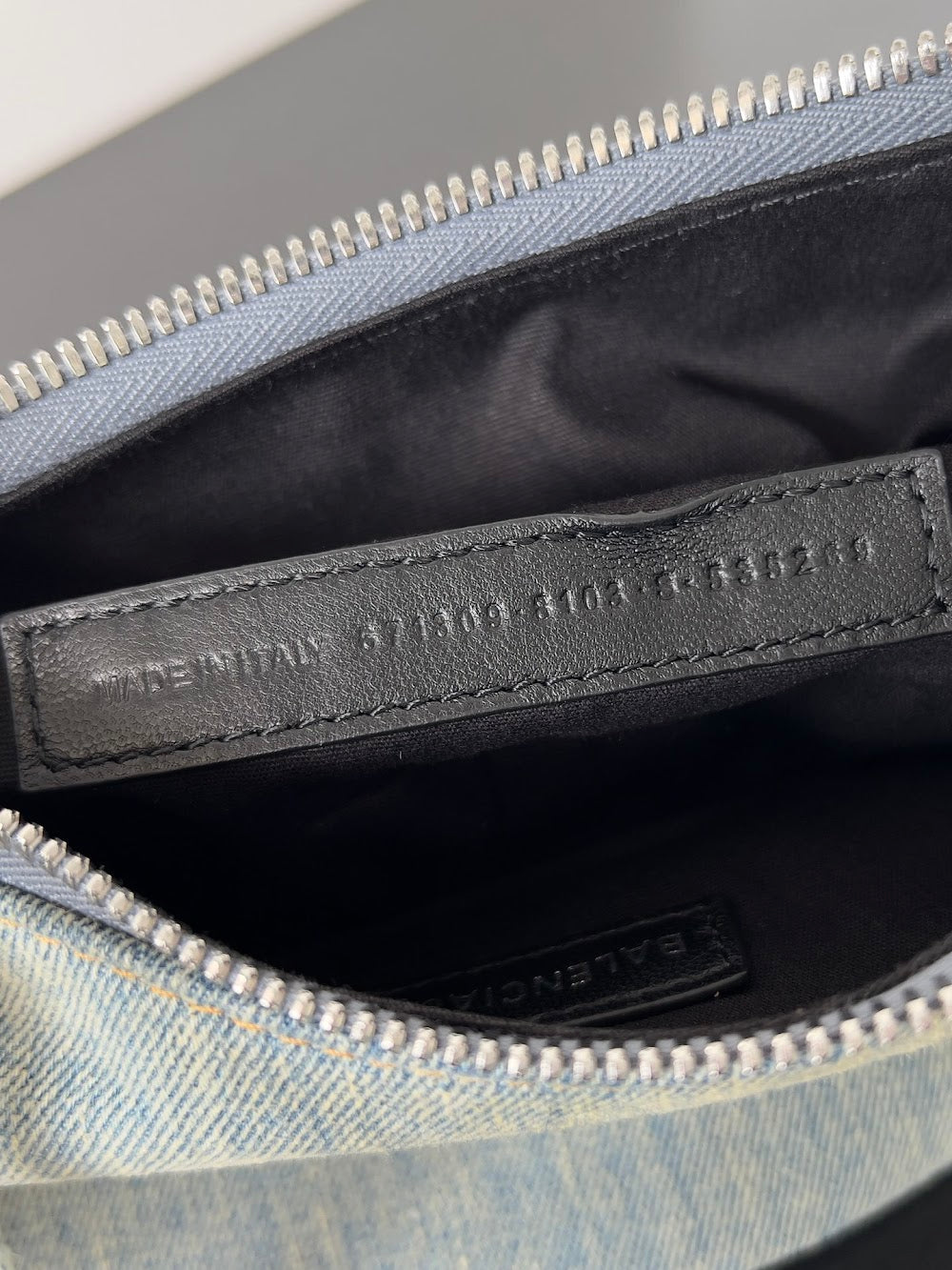 Dragons Bags Balenciaga Luxury Bag --111137