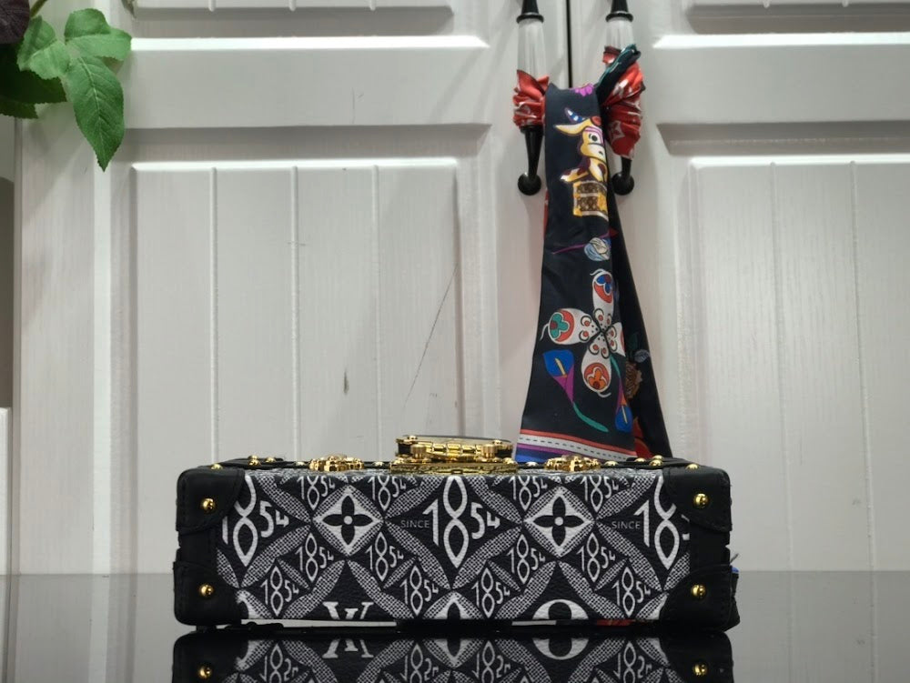 Dragons Bags ln Luxury Bag --59365