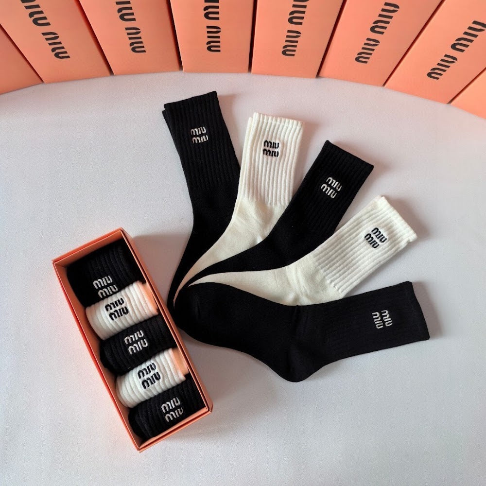 Dragons Bags Premium Luxury Socks --98027