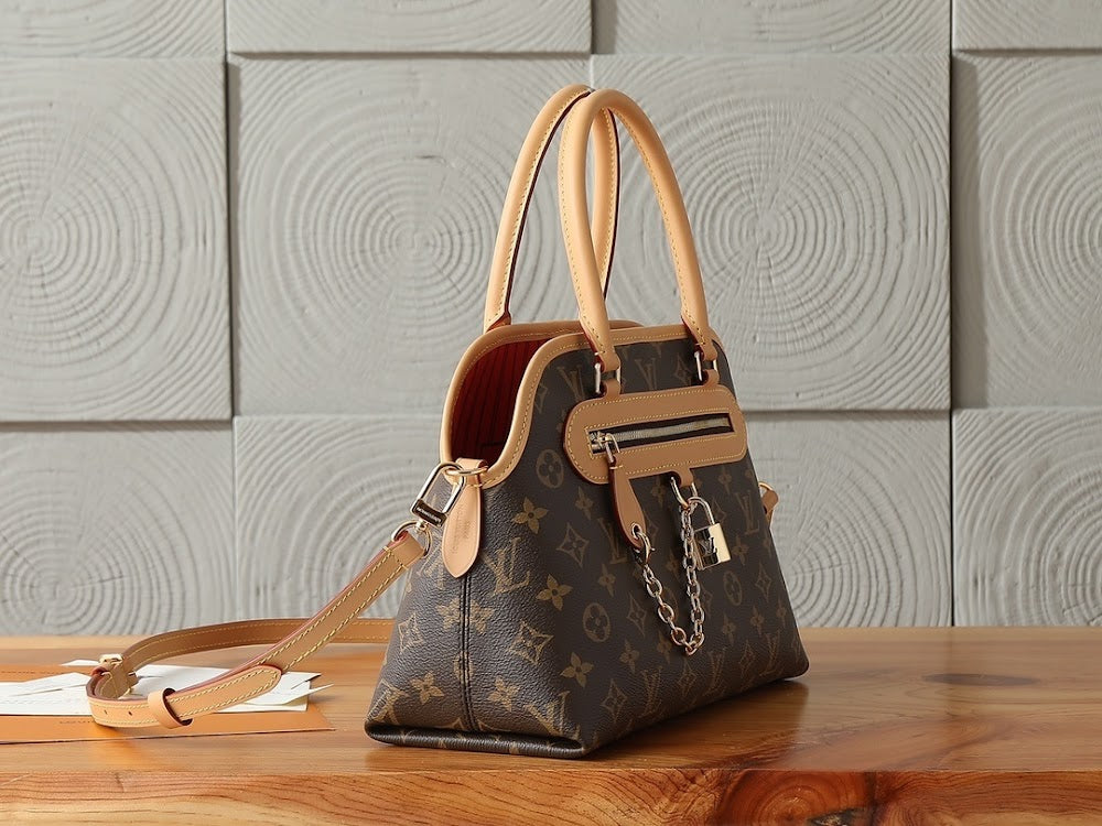 Dragons Bags ln Luxury Bag --97283