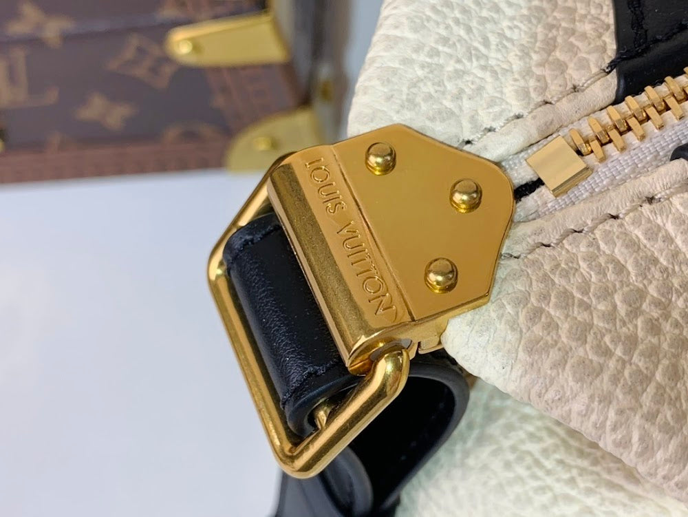 Dragons Bags ln Luxury Bag --69566