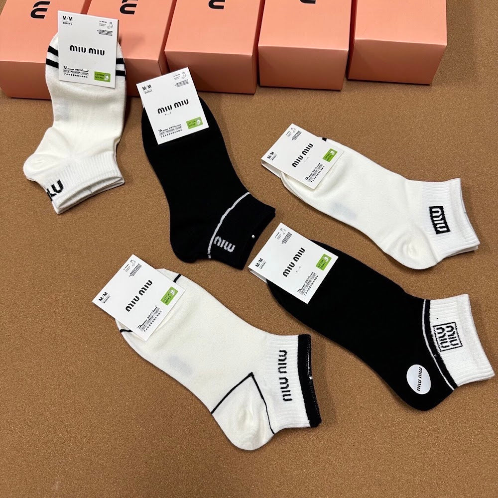 Dragons Bags Premium Luxury Socks --98448