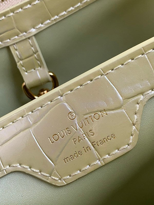 Dragons Bags ln Luxury Bag --61229