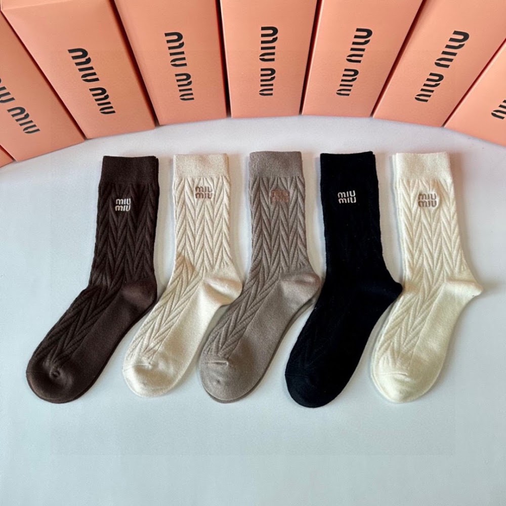 Dragons Bags Premium Luxury Socks --97923
