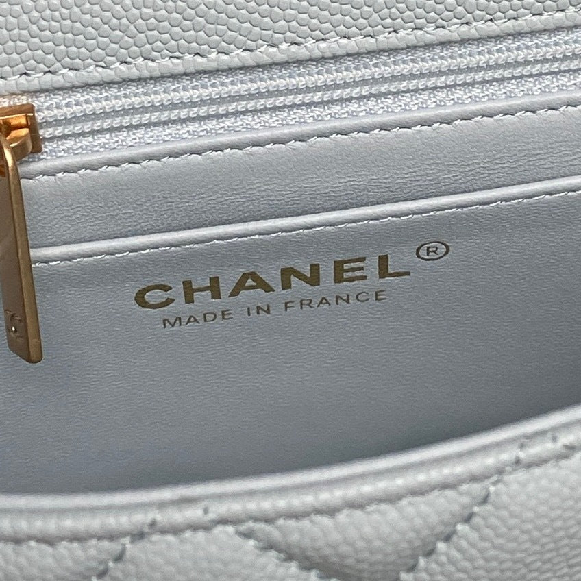 new-luxury-designer-bags-nm9889