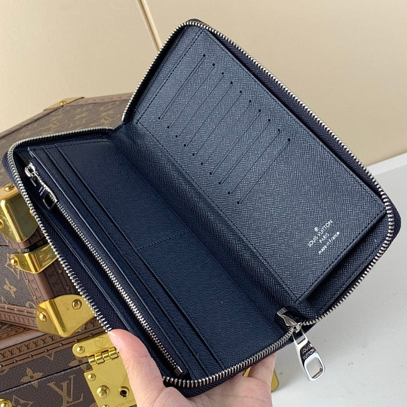 Dragons Bags ln Luxury Bag --61759