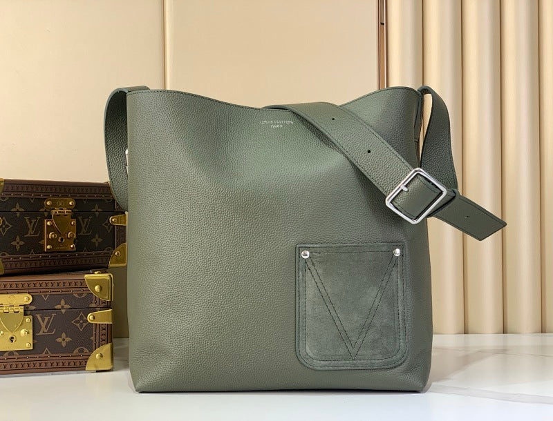 Dragons Bags ln Luxury Bag --62983