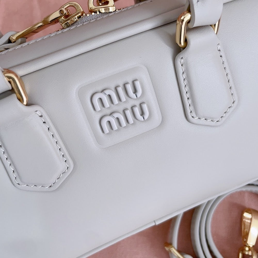 Dragons Bags Miun Miun Luxury Bag --122856