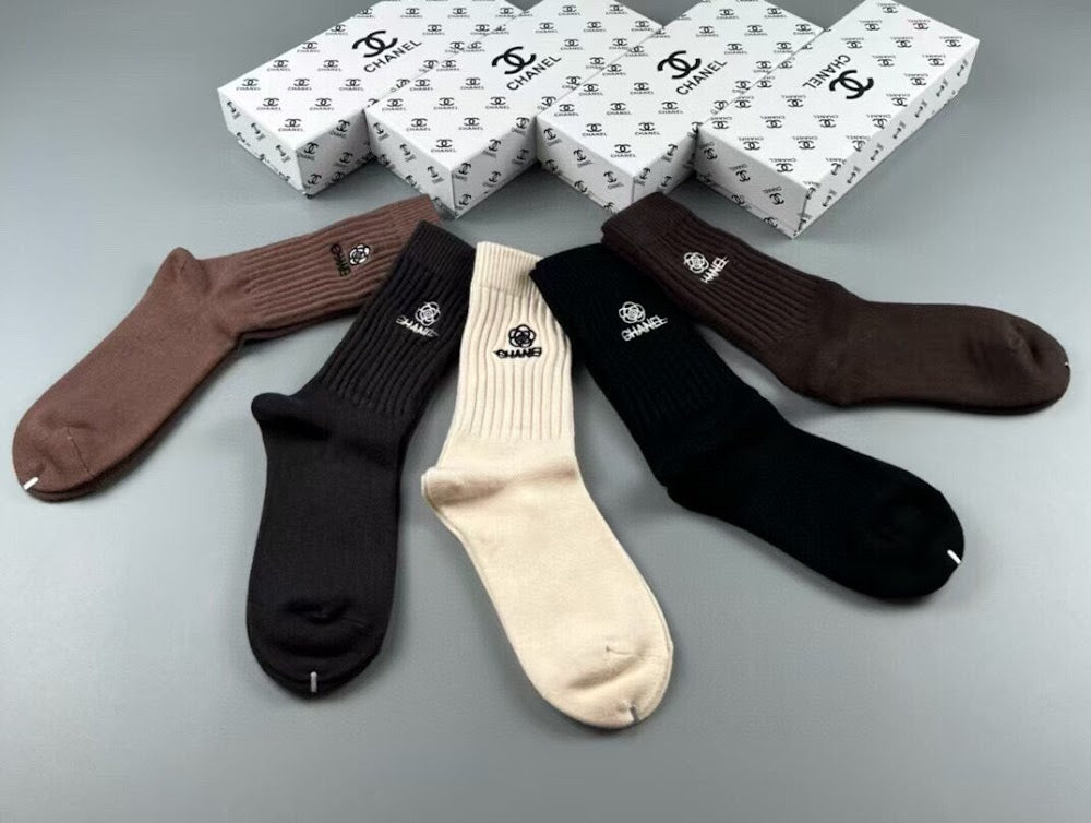 Dragons Bags Premium Luxury Socks --98048