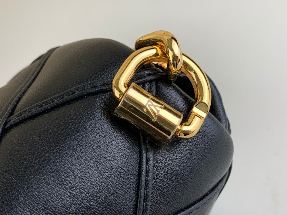 Dragons Bags ln Luxury Bag --61963