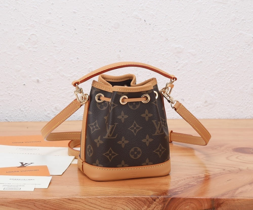 Dragons Bags ln Luxury Bag --97242