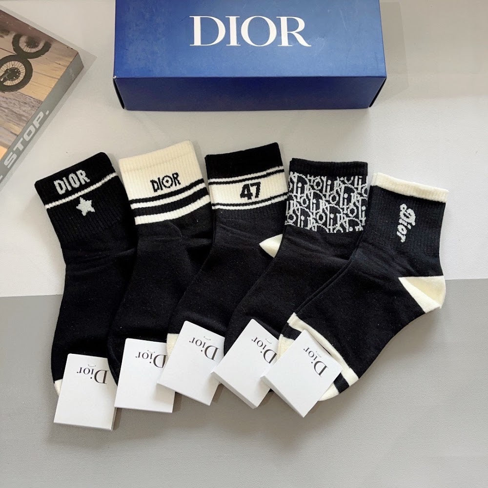 Dragons Bags Premium Luxury Socks --97649