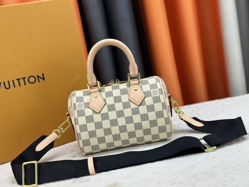 Jessica Bags ln Luxury Bag --76070