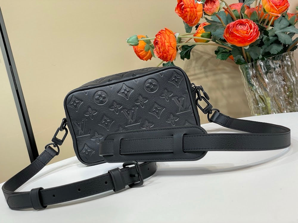 Dragons Bags ln Luxury Bag --97591