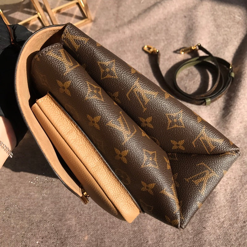 Dragons Bags ln Luxury Bag --66241