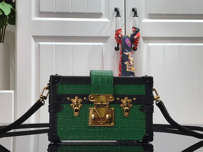 Dragons Bags ln Luxury Bag --60024