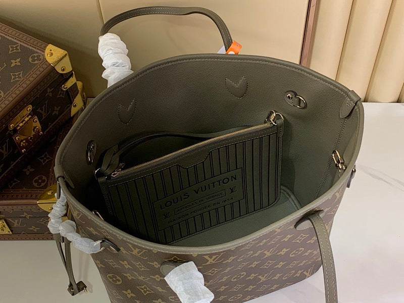 Dragons Bags ln Luxury Bag --69791
