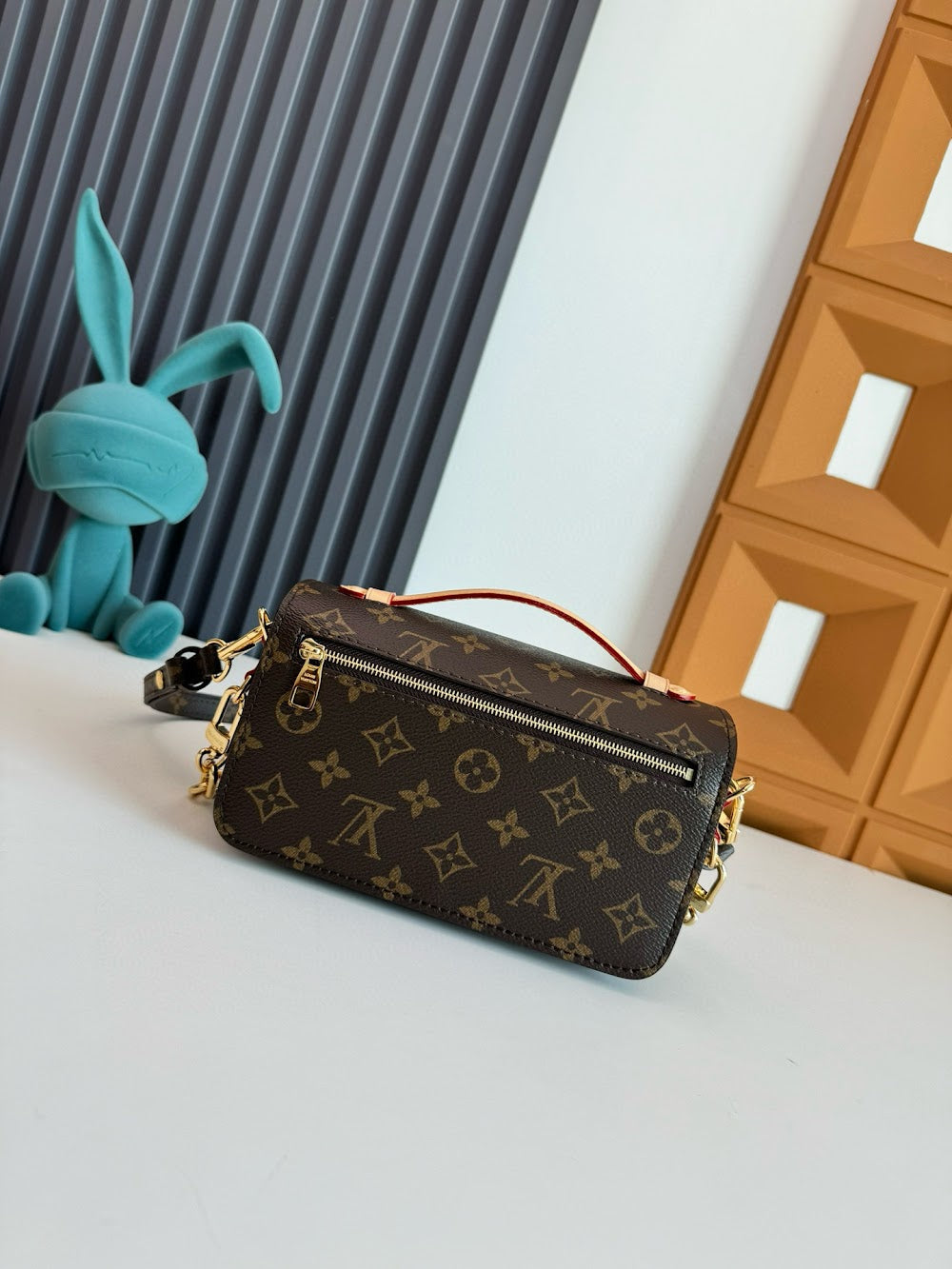 Dragons Bags ln Luxury Bag --81555