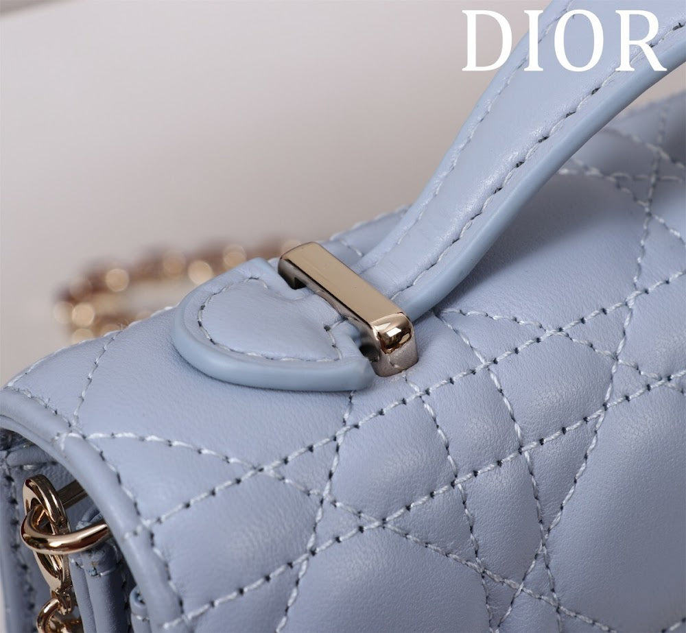 Dragons BagsDiorn Luxury Bag --116240