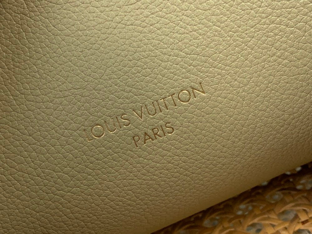 Dragons Bags ln Luxury Bag --62467