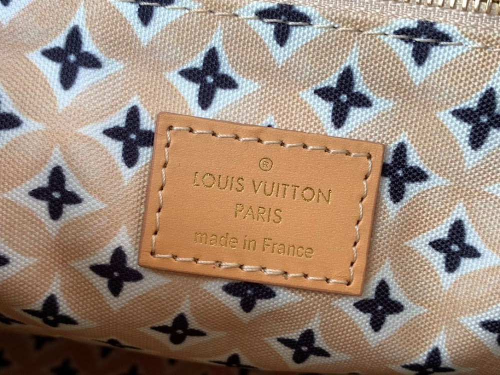 Dragons Bags ln Luxury Bag --61680