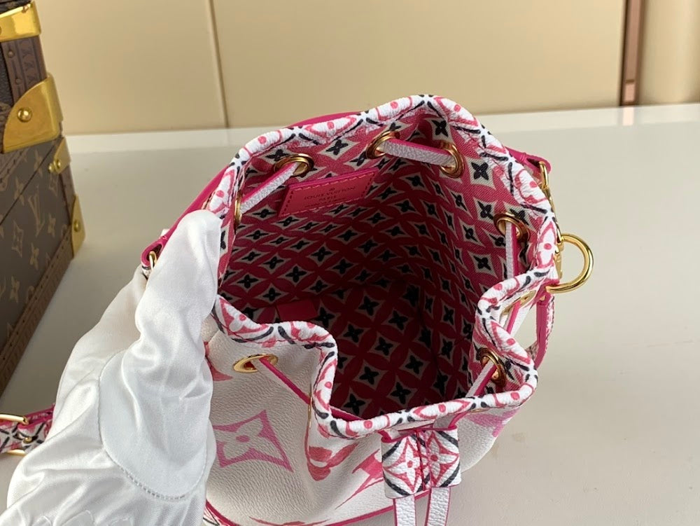 Dragons Bags ln Luxury Bag --68416