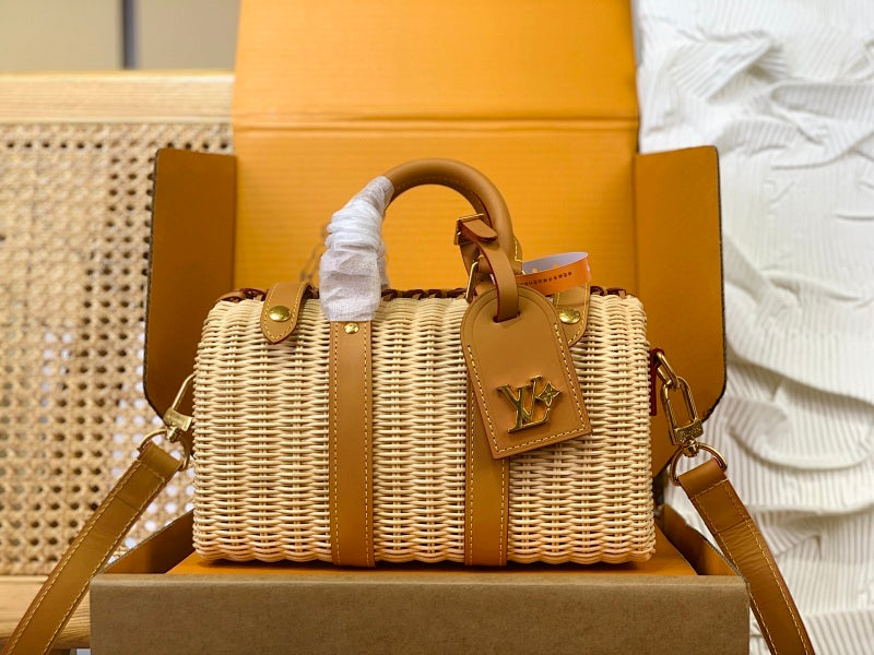 Dragons Bags ln Luxury Bag --58570