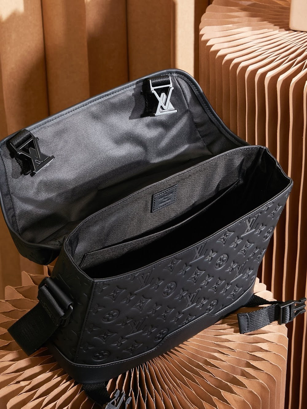 Dragons Bags ln Luxury Bag --71425