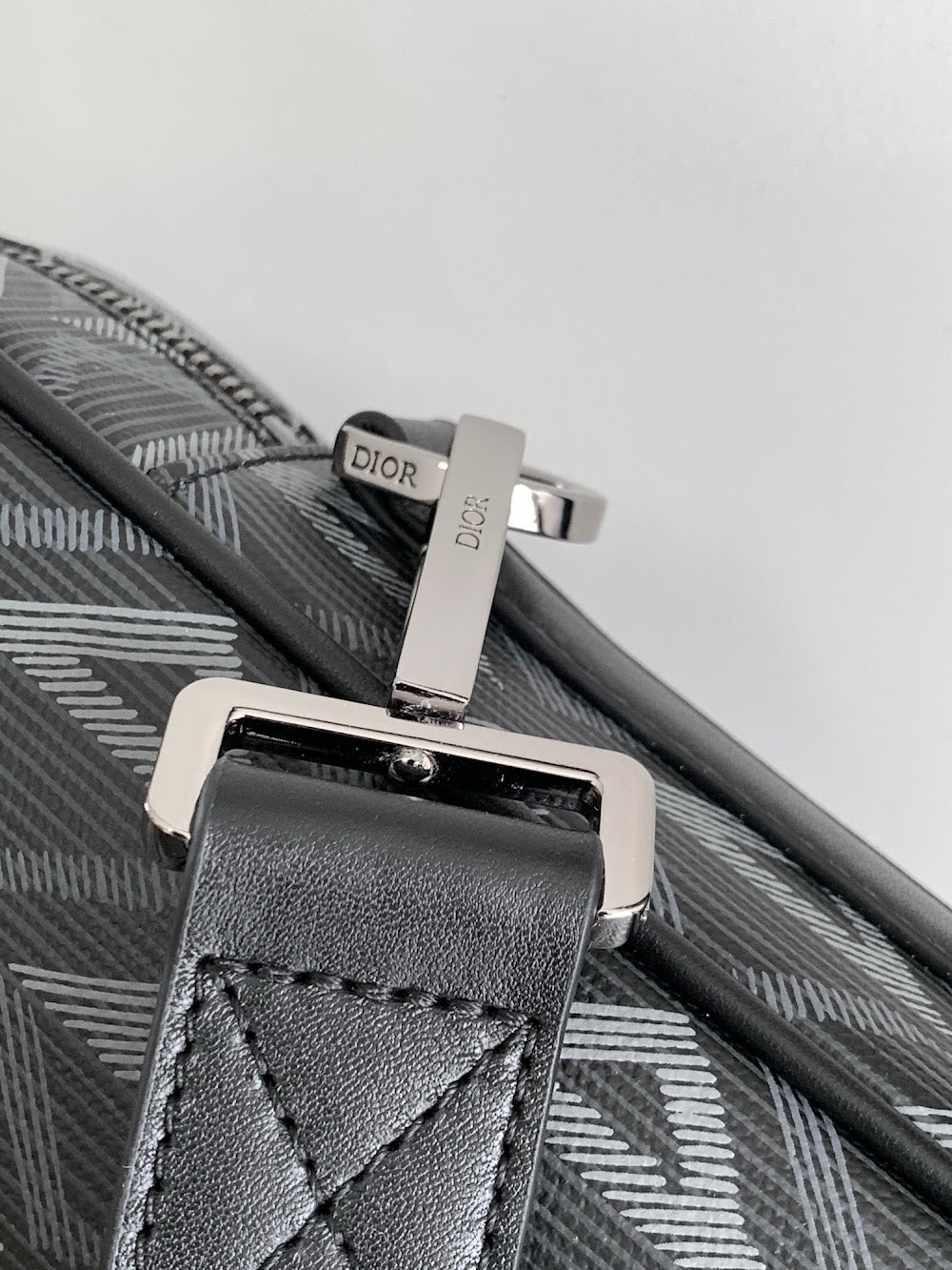 Dragons BagsDiorn Luxury Bag --115154