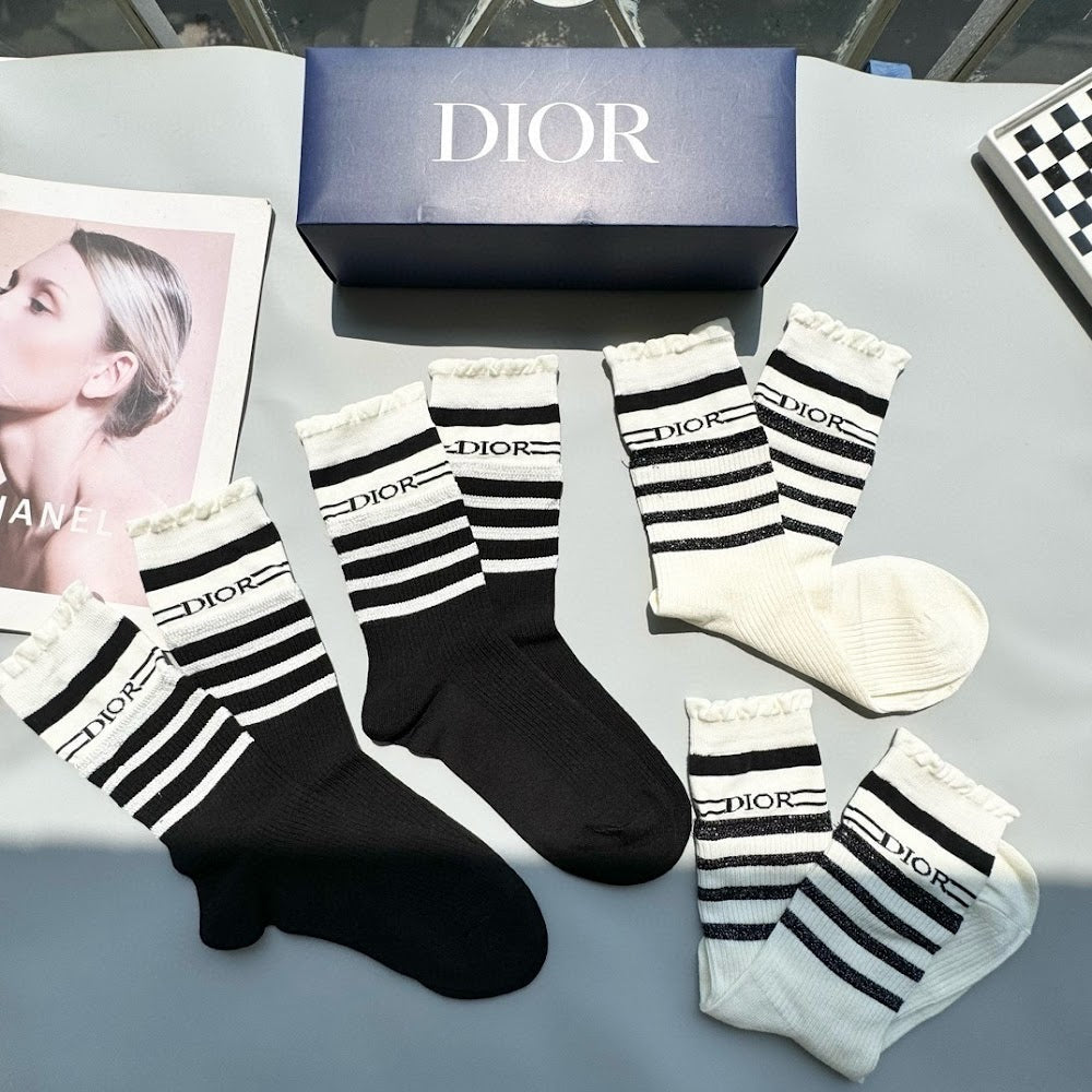 Dragons Bags Premium Luxury Socks --97659