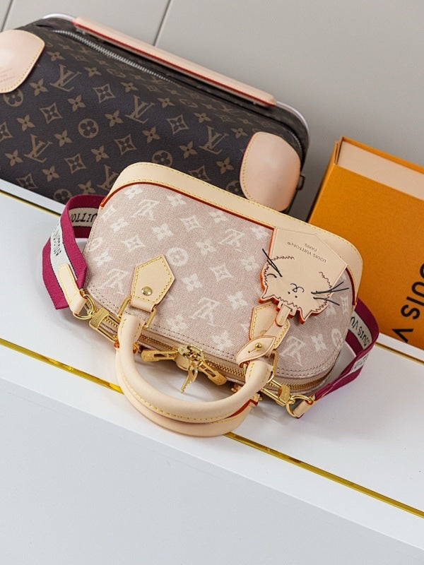 Dragons Bags ln Luxury Bag --81826