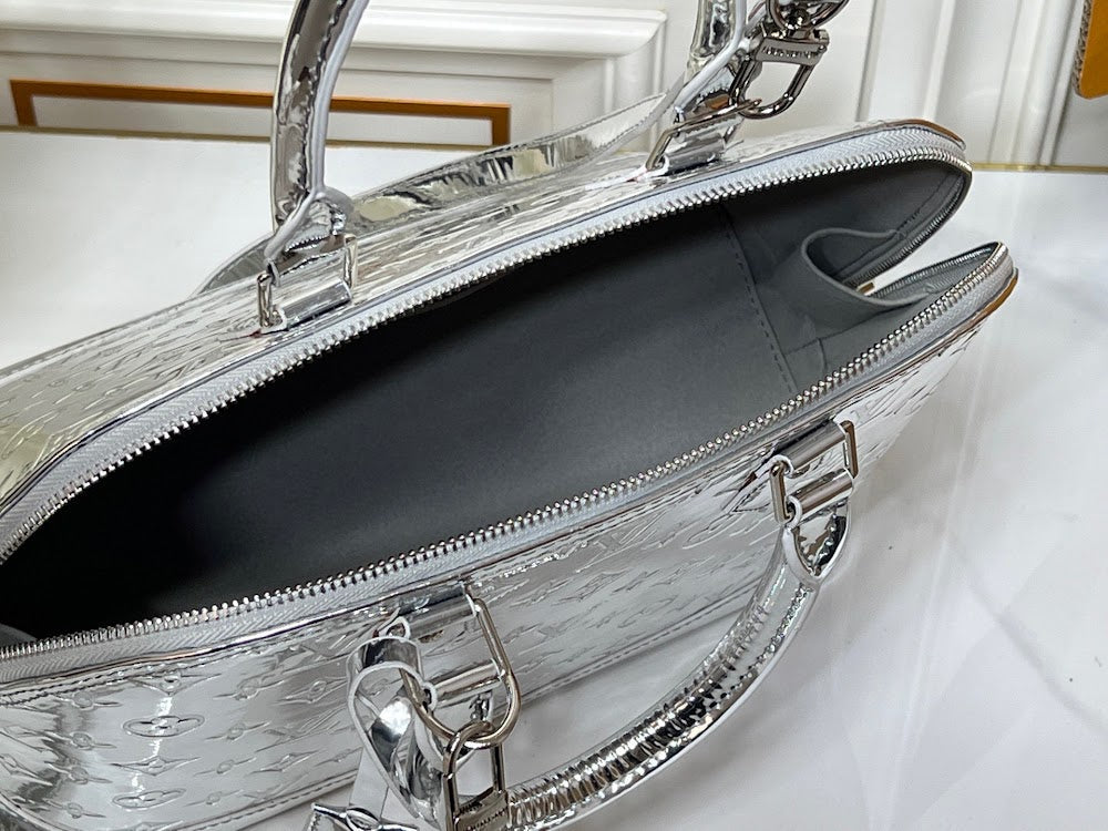 Dragons Bags ln Luxury Bag --77789
