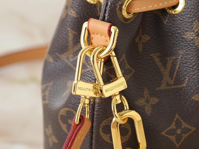 Dragons Bags ln Luxury Bag --81844