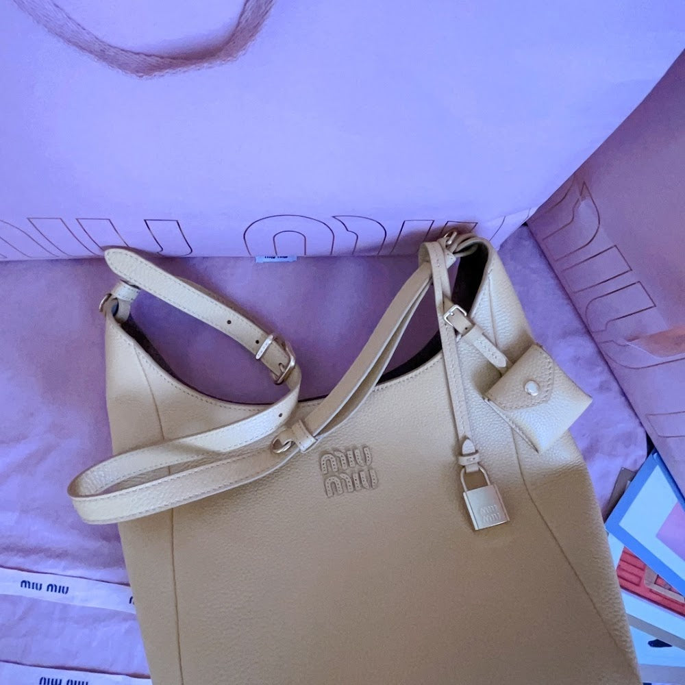 Dragons Bags Miun Miun Luxury Bag --122628